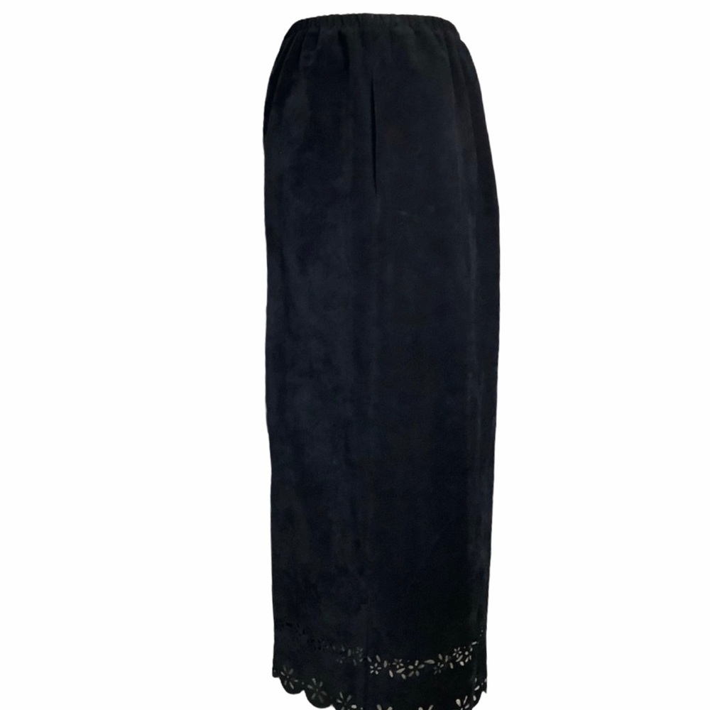 Scalloped Edge Faux Suede Skirt - Picture 2 of 6